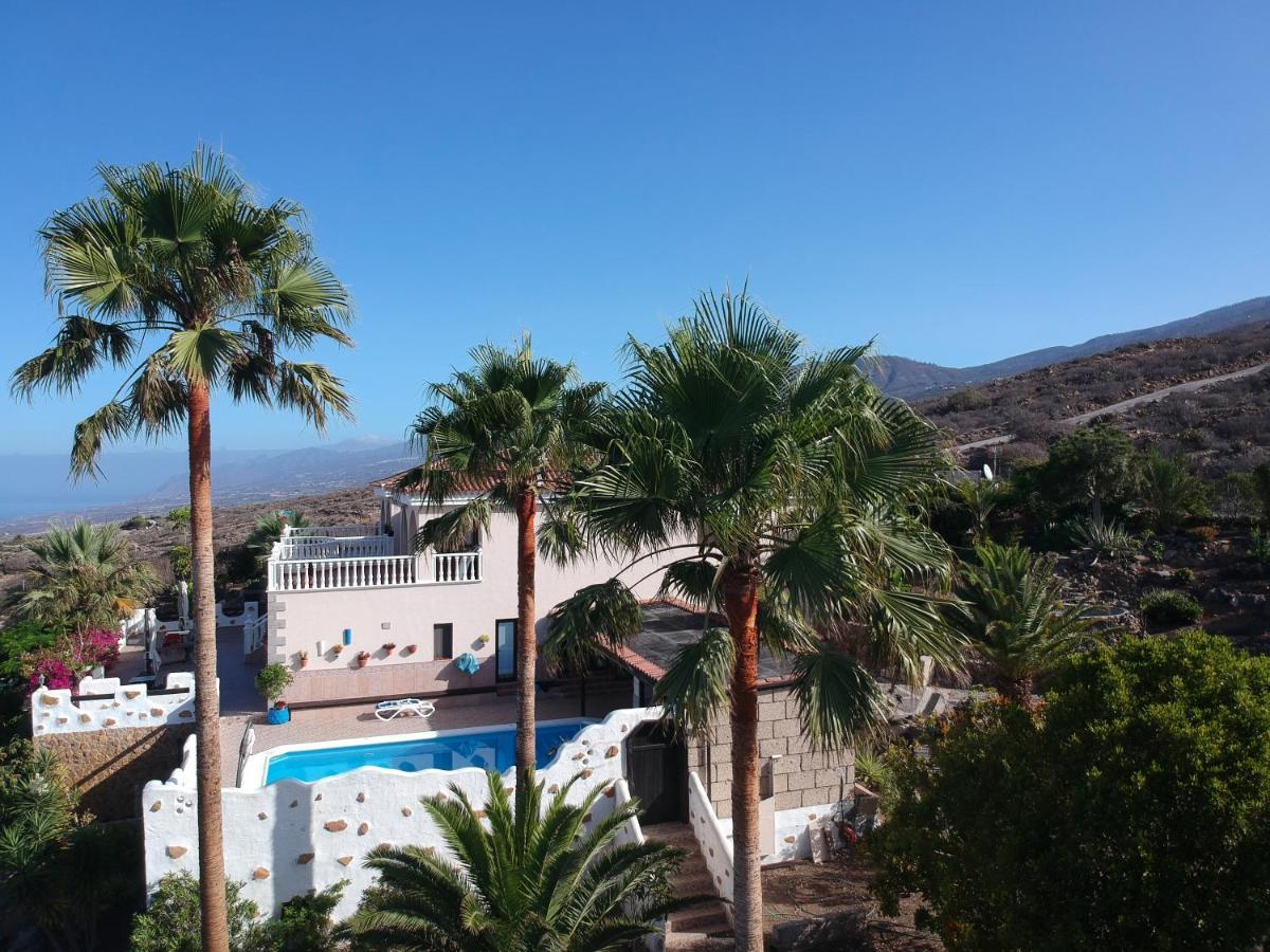 Casantilvia Heated Pool Paradise Адехе Екстериор снимка