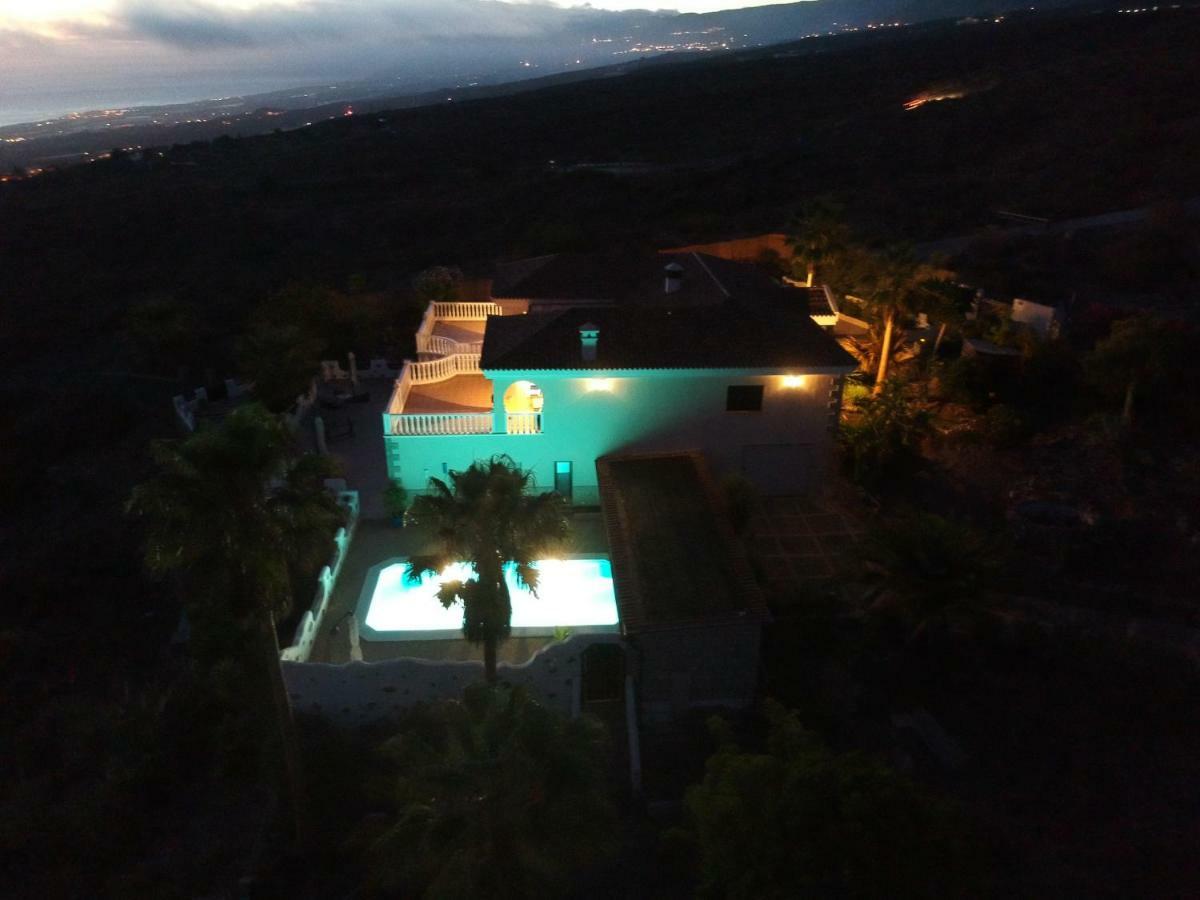 Casantilvia Heated Pool Paradise Адехе Екстериор снимка